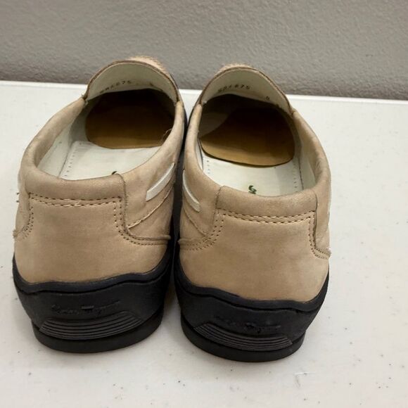 Salvatore Ferragamo Womens Shoes Loafers Size 8 Beige SuedeTassel Dress Slip-On - Picture 5 of 11